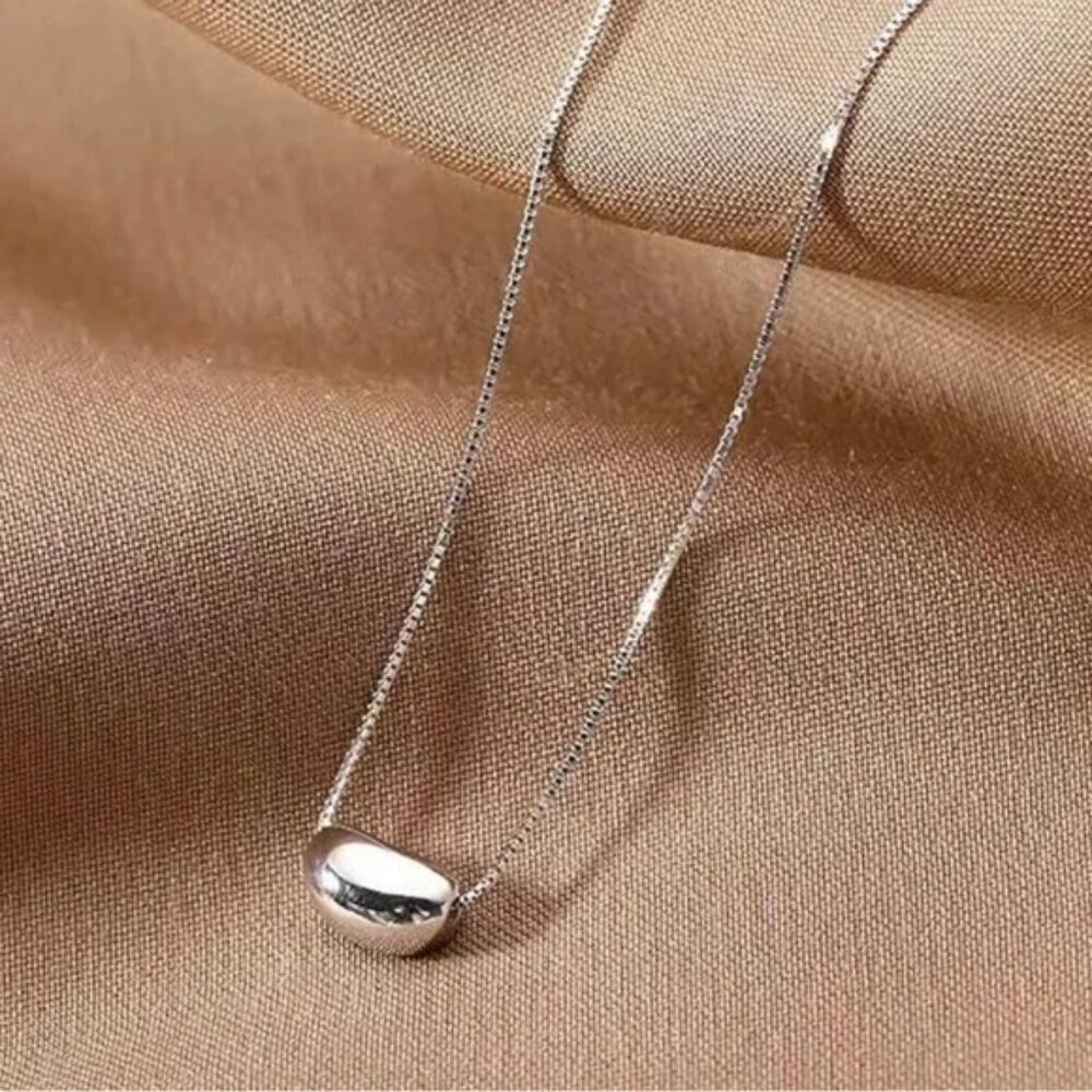 London Silver Bean Pendant Necklace